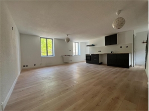 t3 à la location -   26240  SAINT UZE, surface 80 m2 location t3 - UBI437226518